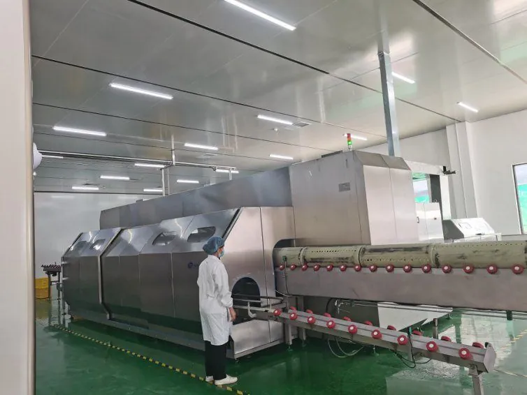 HPP ultra-high-pressure tunnel — cold sterilisation at 600 MPa